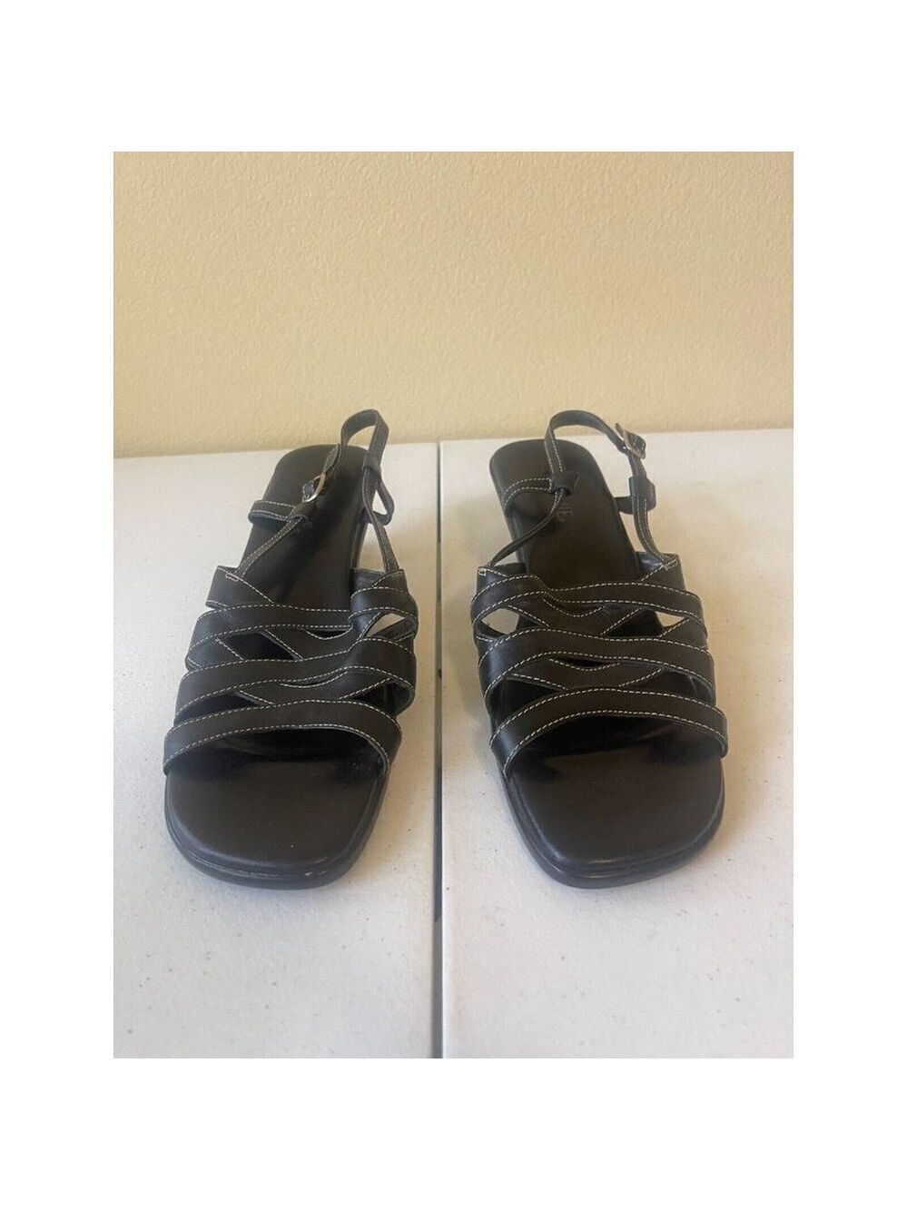 Connie Skippy sling back sandal size 8.5